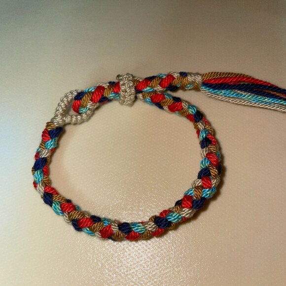 🌈 Colorful Braided String Bracelet ✨ - Picture 1 of 3
